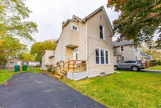 2318 Gideon Ave, Zion, IL 60099