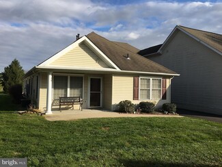 24 Avenrowe Ct Unit 22, Fairless Hills, PA 19030