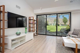 867 N Cerritos Dr, Palm Springs, CA 92262