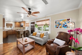 1933 Drescher St, San Diego, CA 92111