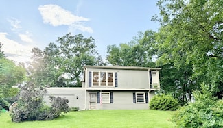 2030 Scenic Dr, Gadsden, AL 35904