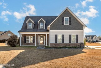 101 Jade Ct, Jacksonville, NC 28546