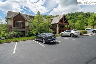 136-D Wapiti Way Unit 9-D, Banner Elk, NC 28604