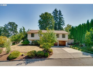 5632 SE Ancona Ct, Milwaukie, OR 97267