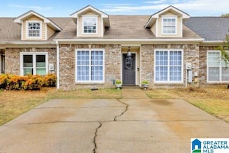 186 Chase Creek Cir, Pelham, AL 35124