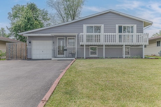 1006 Tacoma St, Carpentersville, IL 60110