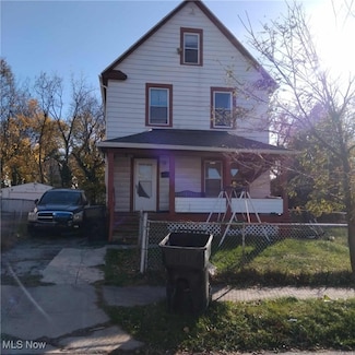 9702 Raymond Ave, Cleveland, OH 44104