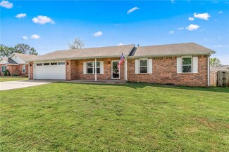 608 Highland St, Lowell, AR 72745