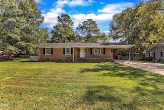 207 Johnson Dr, Clayton, NC 27520
