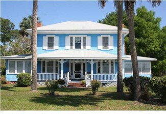 1 25th Ave, Apalachicola, FL 32320
