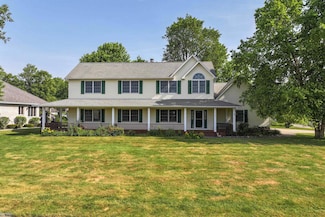 5130 Highpoint Dr, Swartz Creek, MI 48473