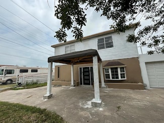 107 Buchanan St, Port Isabel, TX 78578