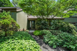 737 Heritage Village Unit A, Southbury, CT 06488