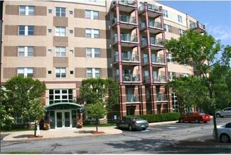 273 Cambridge Rd Unit 705, Woburn, MA 01801
