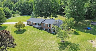 1425 Briar Valley Rd, Bedford, PA 15522