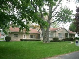 936 W Vine St, Albany, IN 47320