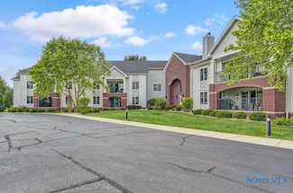 3040 Byrnwyck W Unit 201, Maumee, OH 43537