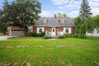 3828 Austinburg Rd, Ashtabula, OH 44004