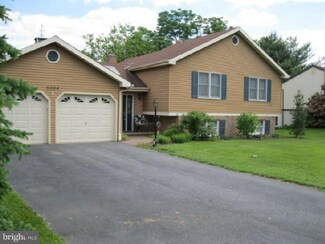 5004 Farming Ridge Blvd, Reading, PA 19606