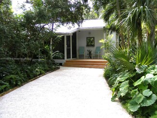 1961 W Barefoot Place, Vero Beach, FL 32963