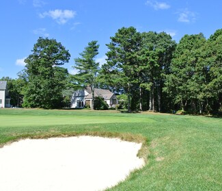 2 Glenneagle Dr, Mashpee, MA 02649