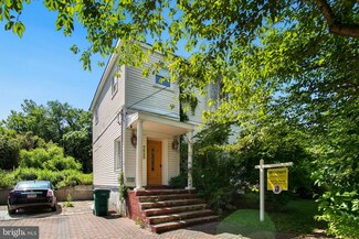 4925 Beaver Dam Rd, Bristol, PA 19007