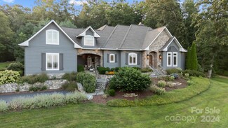 24 Mill Crest Dr, Mills River, NC 28759