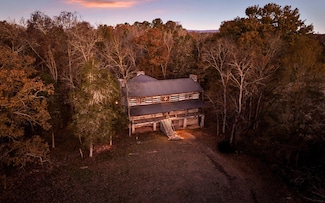 661 Jill Ln, Chickamauga, GA 30707