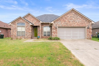 1380 Champions Dr, Conway, AR 72034