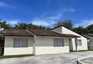 545 W 79th Place, Hialeah, FL 33014
