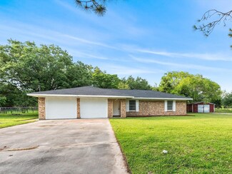 14610 Cedar St, Santa Fe, TX 77517