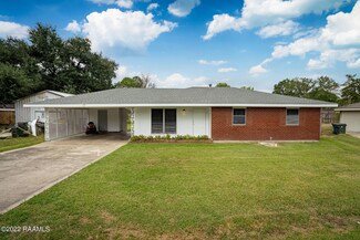 103 Leahy Dr, Lafayette, LA 70506