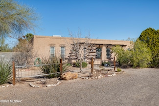 1300 W Roller Coaster Rd, Tucson, AZ 85704