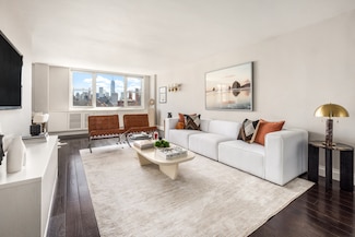61 Jane St Unit 16D, New York, NY 10014