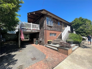 71 Garden City Ave, Point Lookout, NY 11569