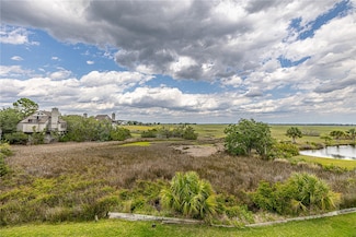 205 Windward Point Dr, Saint Simons Island, GA 31522