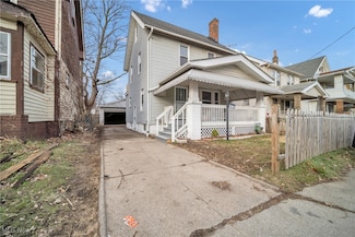 878 E 130th St, Cleveland, OH 44108