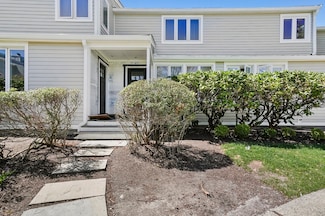 17 Stone St Unit C, Beverly, MA 01915