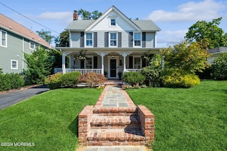 52 Asbury Ave, Atlantic Highlands, NJ 07716