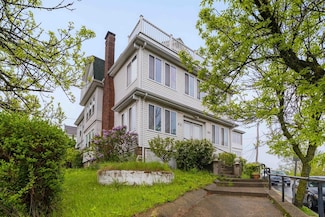 42 Ten Hills Rd, Somerville, MA 02145