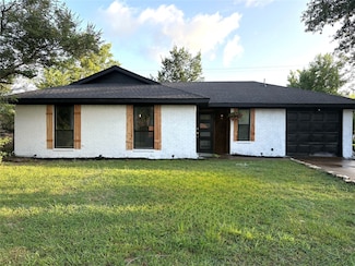 1704 Phillips Ln, Kaufman, TX 75142