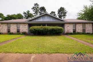 304 Blake Dr, Longview, TX 75604