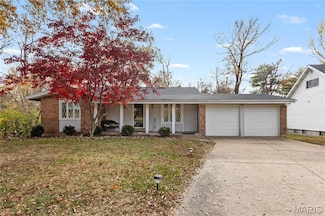 29 Brixworth Ct, Florissant, MO 63033