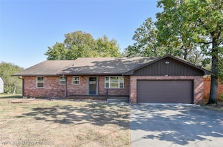 1103 S Waldron Rd, Fort Smith, AR 72903