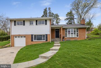 9202 Cedarcrest Dr, Bethesda, MD 20814