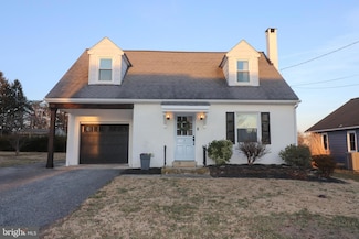 7 Pleasant View Ave, Willow Street, PA 17584