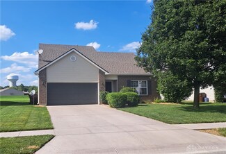 1212 Kern Dr, Germantown, OH 45327