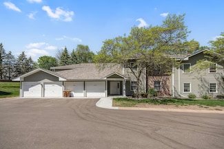 1781 1/2 County Road E E Unit 44, Saint Paul, MN 55110