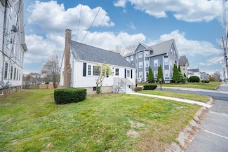 24 Oak St, Brockton, MA 02301