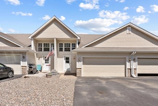 5678 Sherman Oaks Rd, Stacy, MN 55079